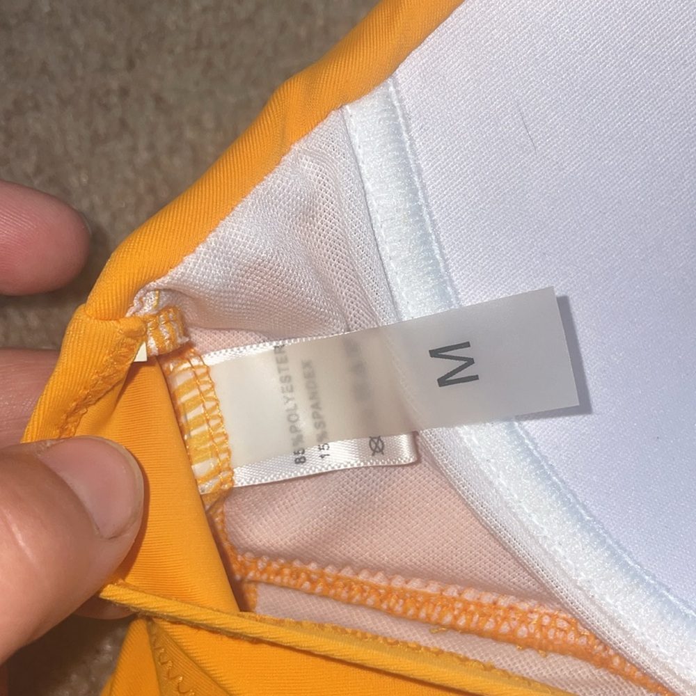 Yellow Halter Bikini Top size medium tie top and duel tie back swim wear bikini - Picture 4 of 4